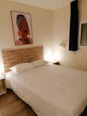 Гостиница SAXOTEL CITOTEL, Hôtel Chalon-sur-Saône Nord  Шамфоржёй